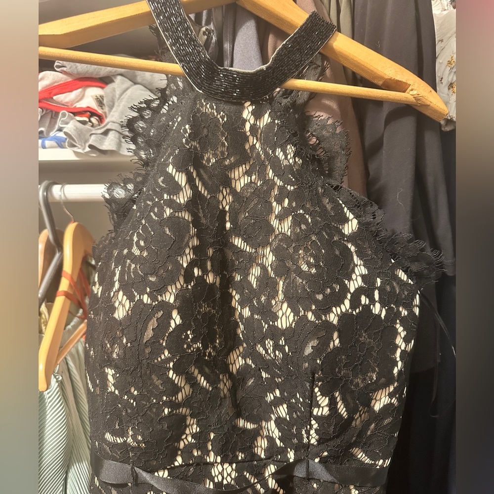 Size 6(Size Tag Is Missing) Wore One Time For A W… - image 2